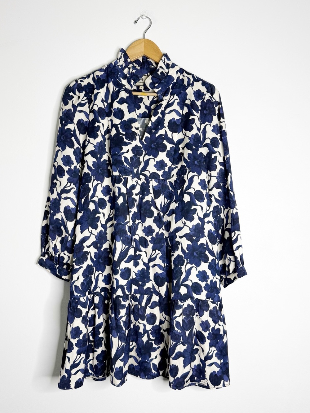 Tuckernuck Blue Poppy Palmerston Dress Size Medium Navy Cream Floral